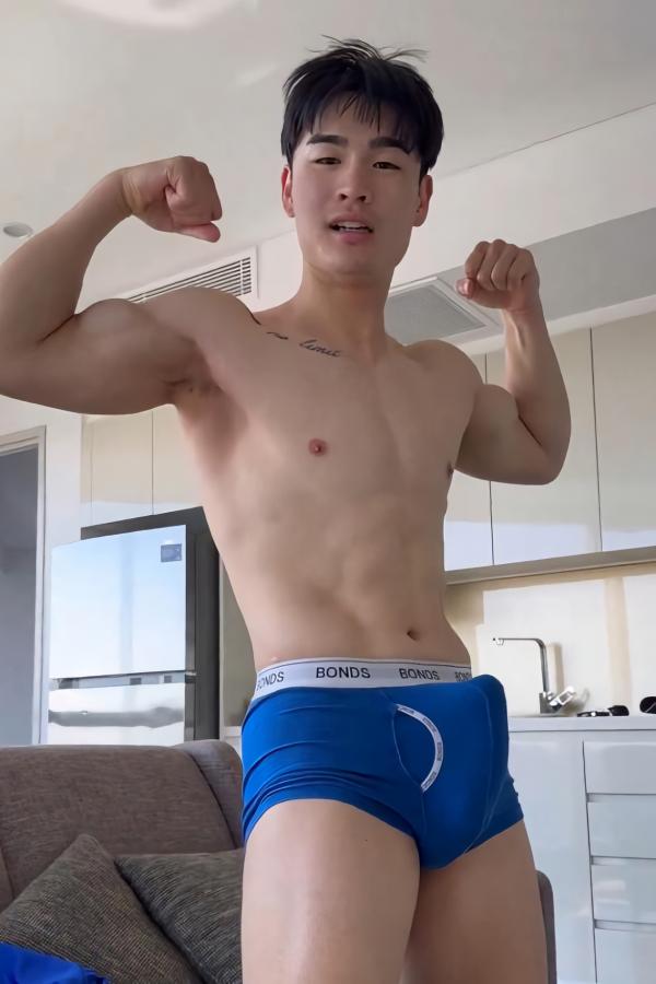 BustyBruceLee